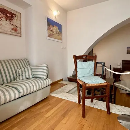 Casa Gialla *